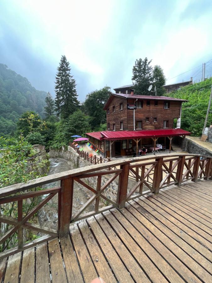 Ferah Butik Otel Camlihemsin Luaran gambar